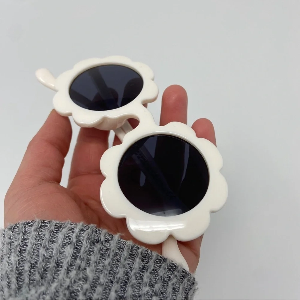 Sunglasses for babies H&M